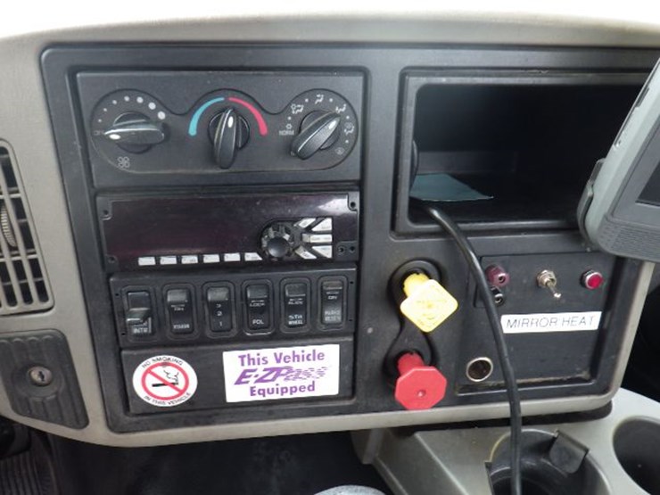 2016-international-8600-image-16