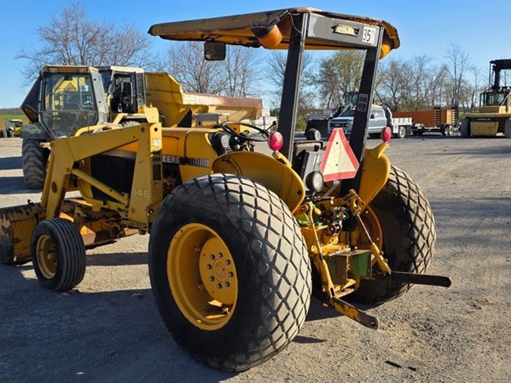 john-deere-2355-image-4