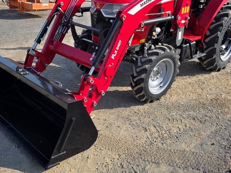 2022-massey-ferguson-1825e-image-6