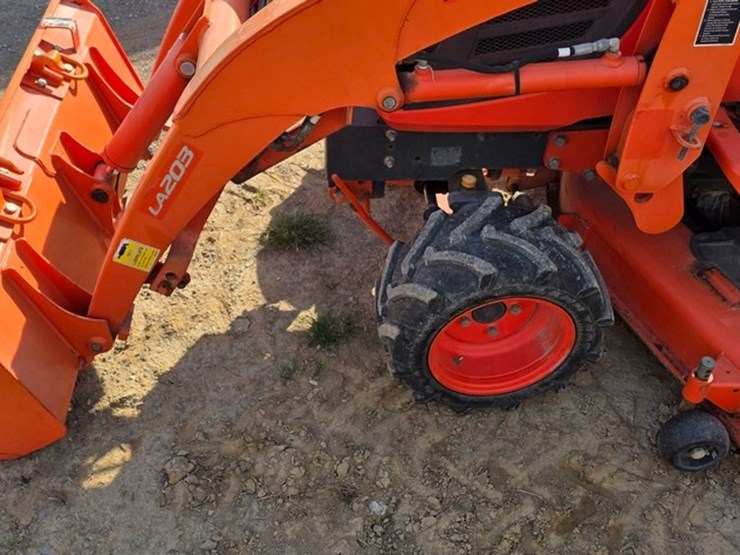 2014-kubota-bx1870-image-22