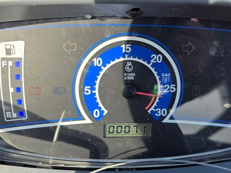 2022-massey-ferguson-1825e-image-50