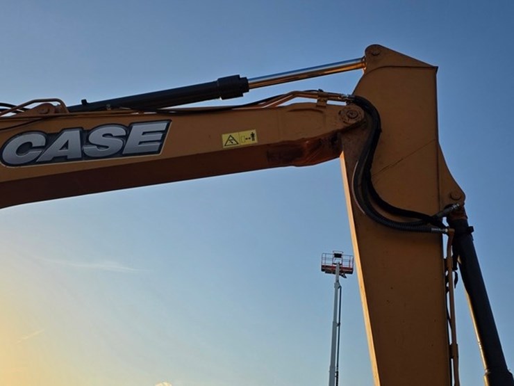 2014-case-cx160c-image-59