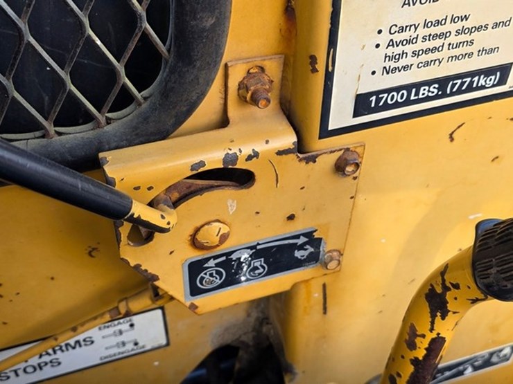 1988-new-holland-l555-image-45