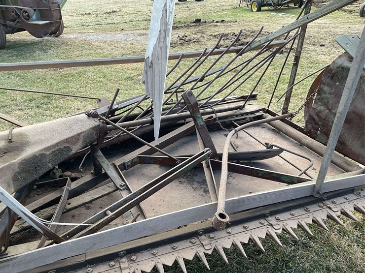 john-deere-8-image-22