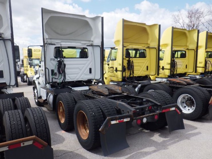 2016-international-8600-image-11