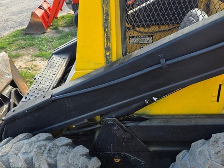 1988-new-holland-l555-image-26