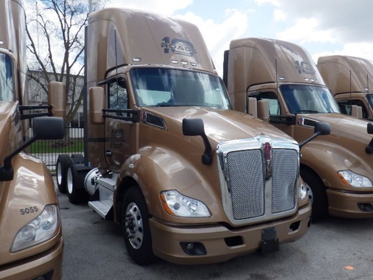 2022-kenworth-t680-image-3