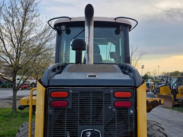 2012-deere-444k-image-22