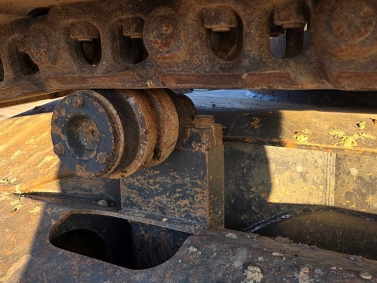 2014-case-cx160c-image-24