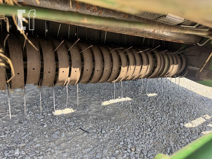 1998-john-deere-566-image-4