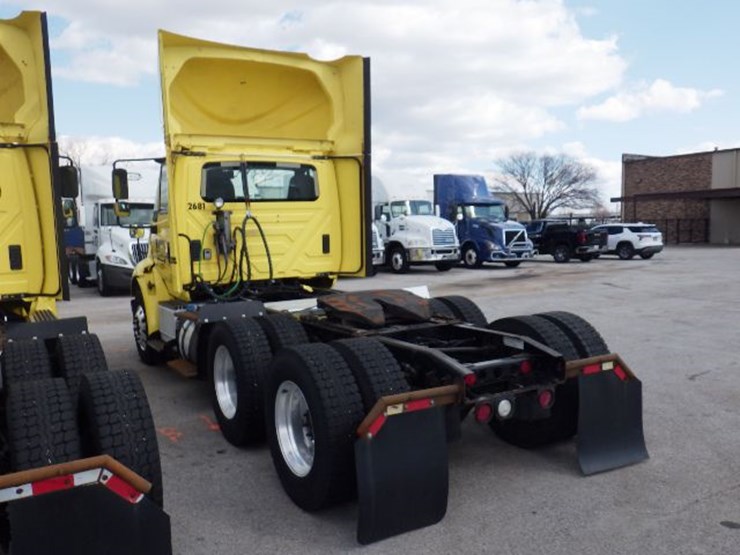 2016-international-8600-image-12