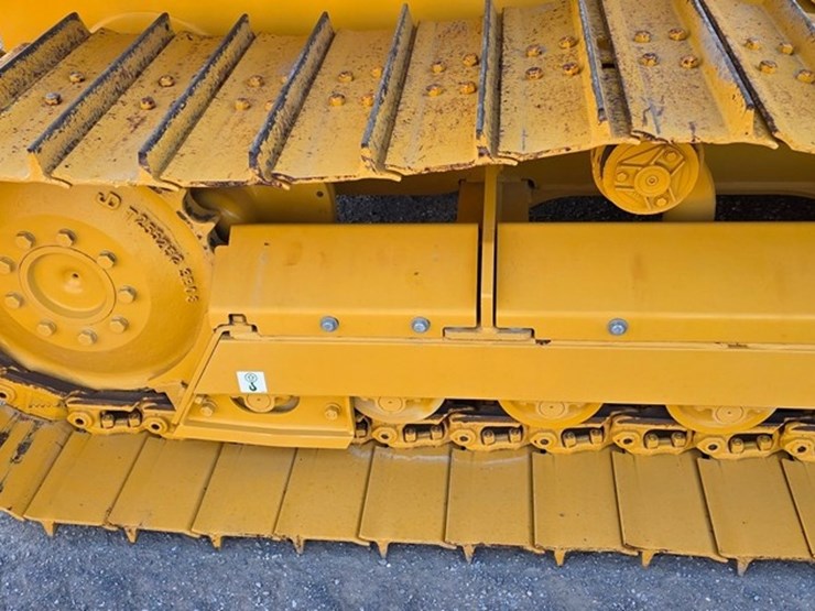 2023-deere-550-lgp-image-34