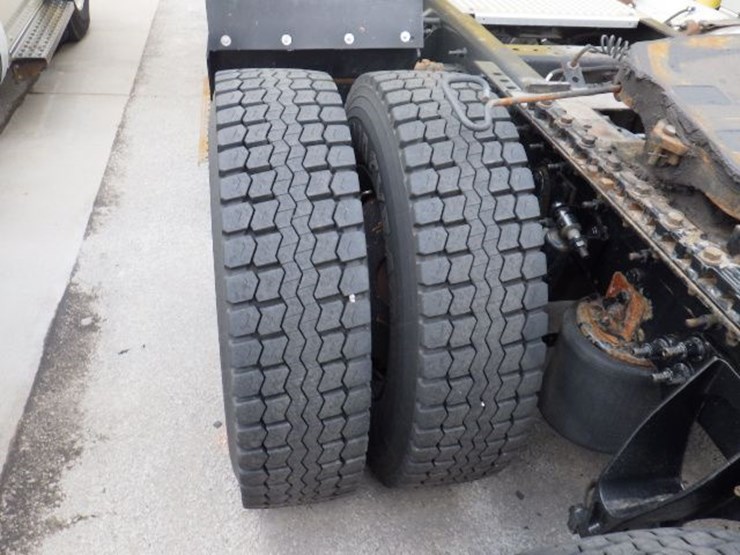 2016-international-8600-image-15