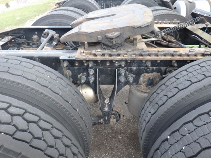 2016-international-8600-image-5