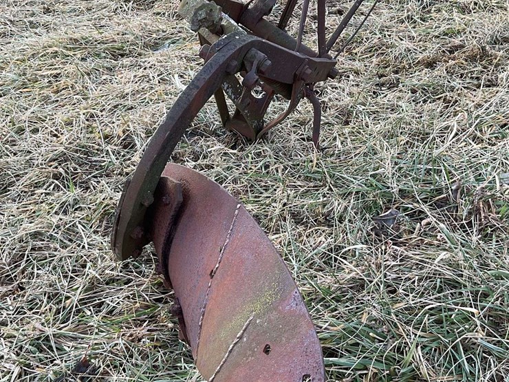 one-bottom-fordson-plow-image-4