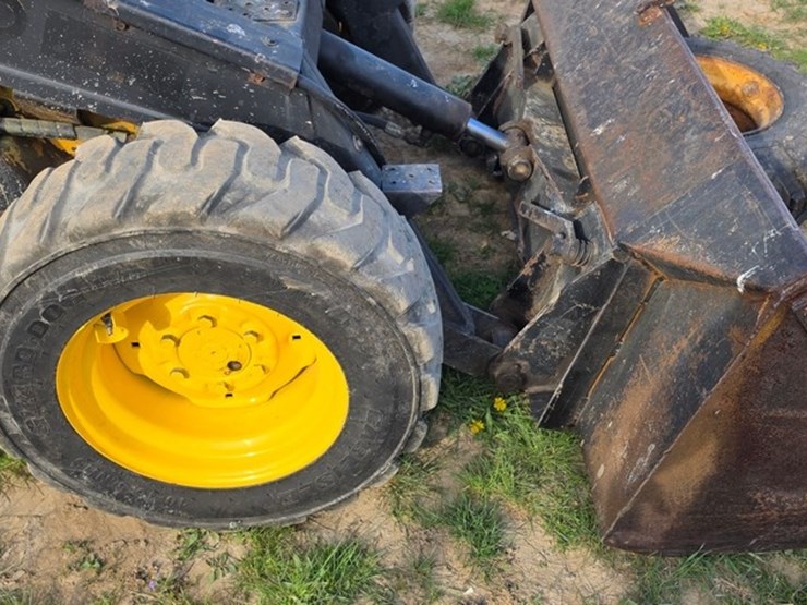 1988-new-holland-l555-image-8