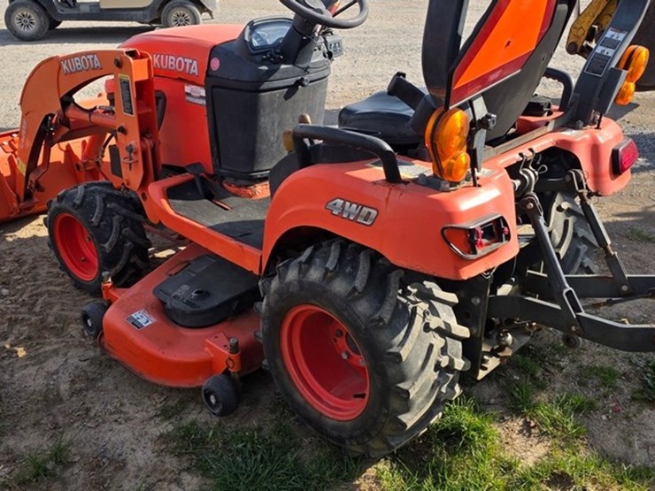 2014-kubota-bx1870-image-18
