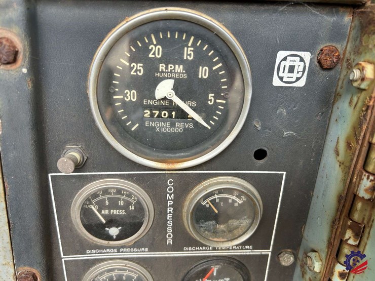 leroi-towable-air-compressor-image-6