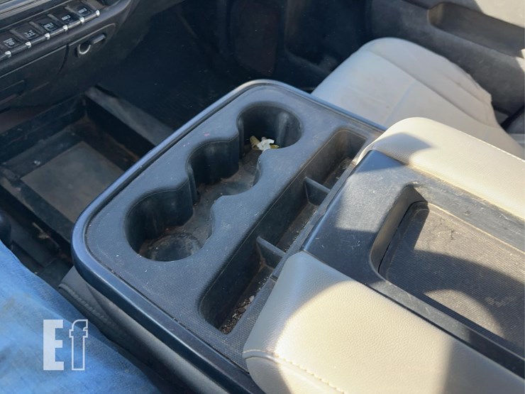 2019-chevrolet-3500-image-13