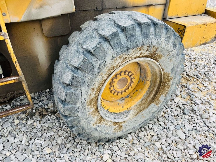 1995-caterpillar-it28f-image-17