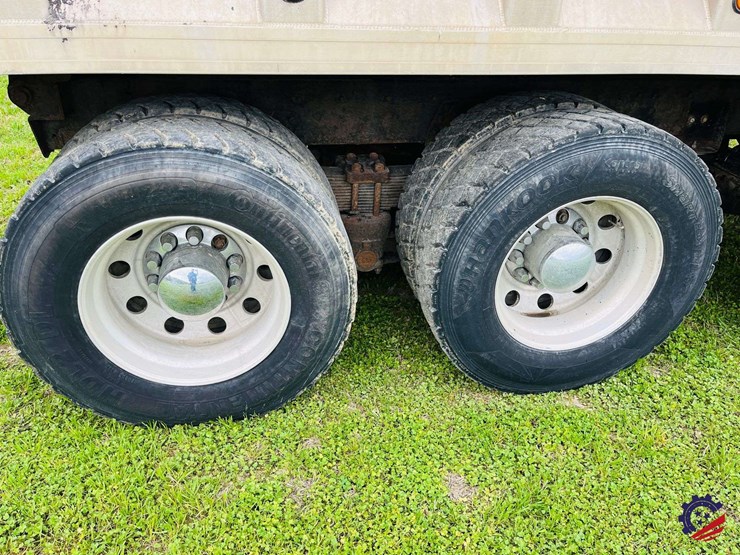 2000-western-star-4900-image-25