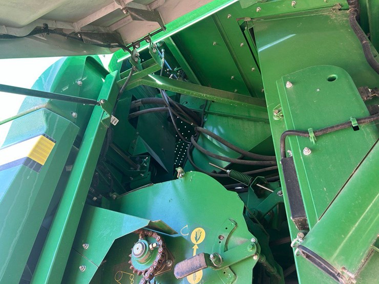 2013-john-deere-s680-image-8