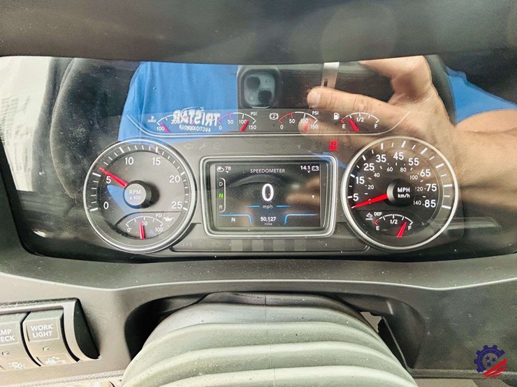 2024-international-lt62f-t/a-truck-tractor-image-106