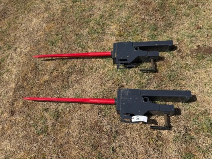 skid-steer--pallet-fork-bale-spike-attachements-image-1