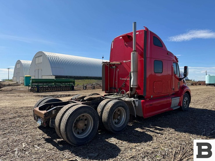 2008-peterbilt-387-image-6
