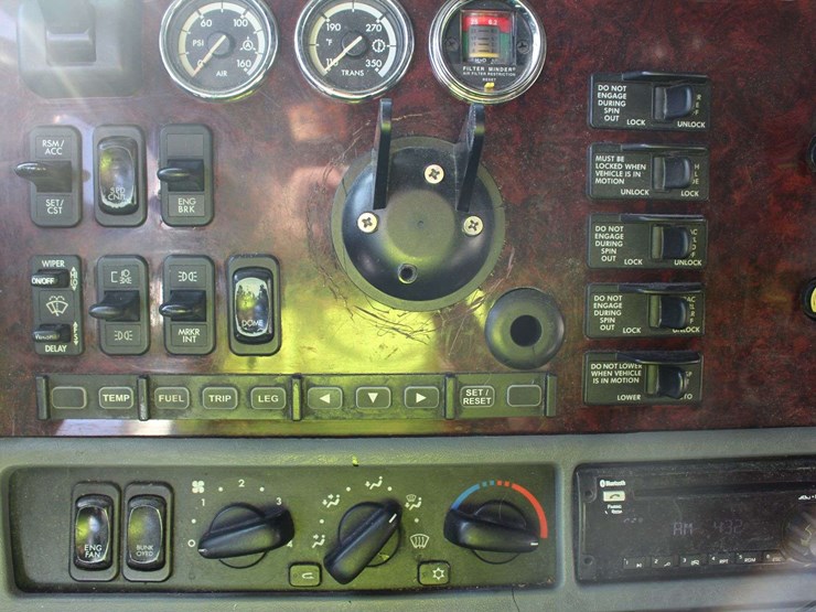 2018-freightliner-glider-3alxfbcg5jdju6490-mileage:-878554-image-30