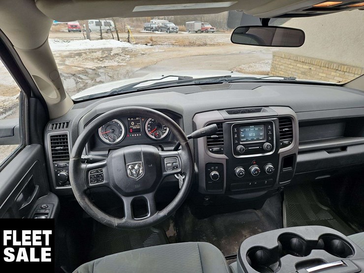 2017-dodge-1500-image-24