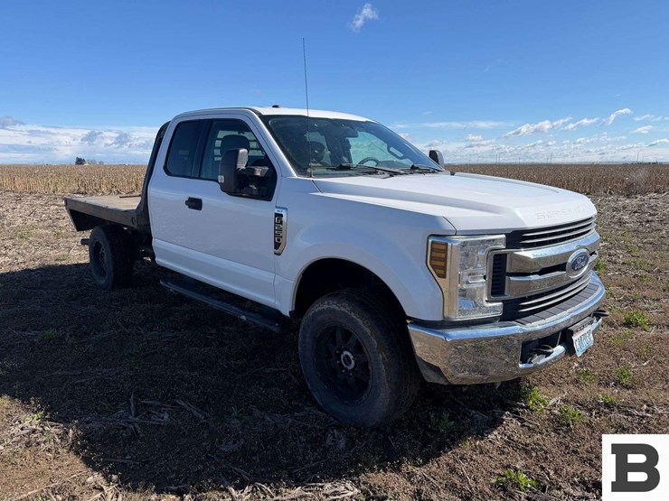 2019-ford-f250-image-8
