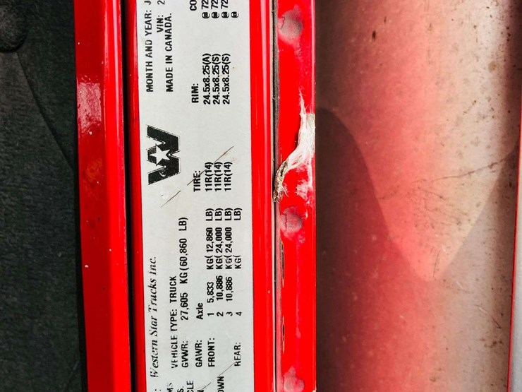 2000-western-star-4900-image-64