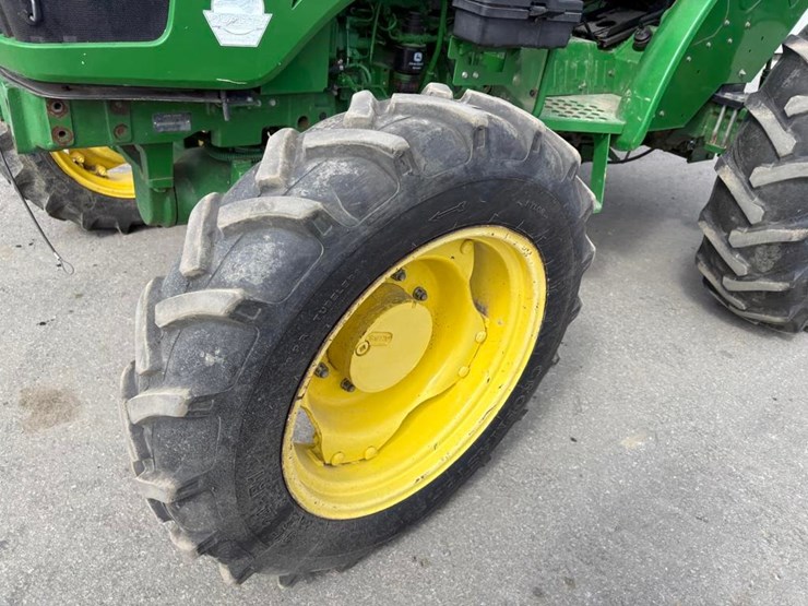 john-deere-5065e-image-9