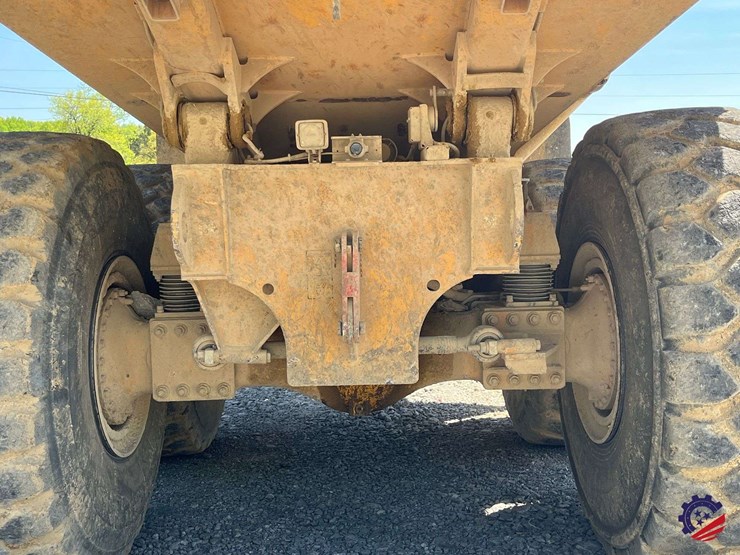 2012-volvo-a40f-image-33