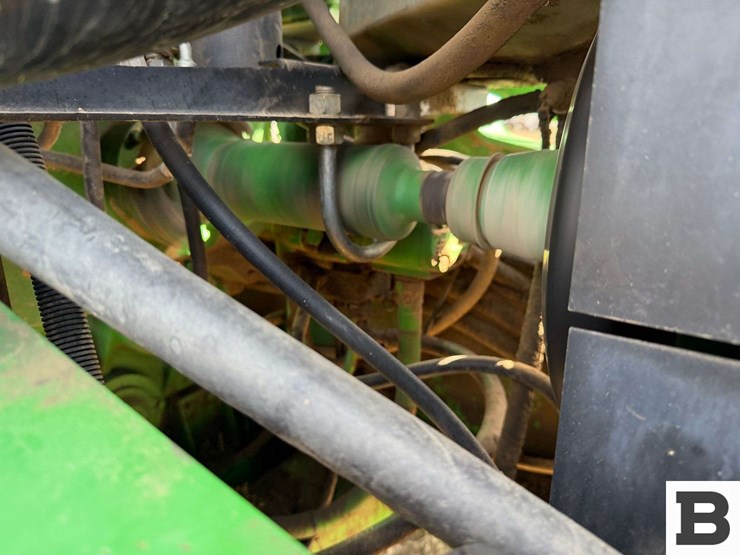 2004-john-deere-9520t-image-61