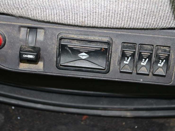 2018-freightliner-glider-3alxfbcg5jdju6490-mileage:-878554-image-43