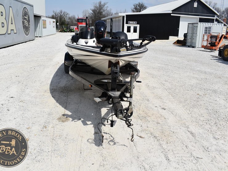 2006-stratos-201proxl-44817-image-11