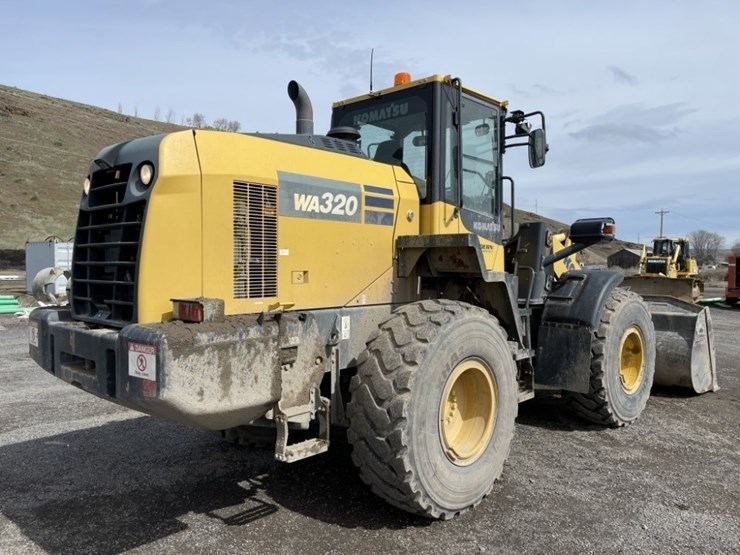 2019-komatsu-wa320-8-image-5