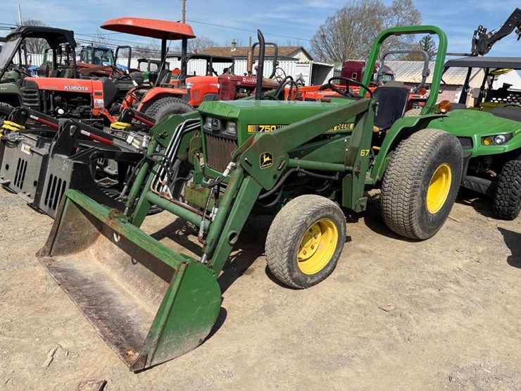 john-deere-750-image-2