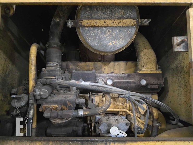 1989-caterpillar-120g-image-21