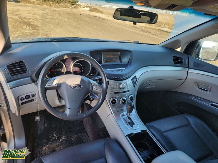 2011-subaru-tribeca-image-15