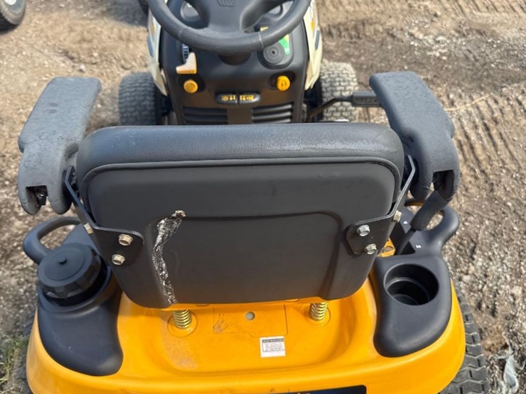 cub-cadet-lt1050-image-4