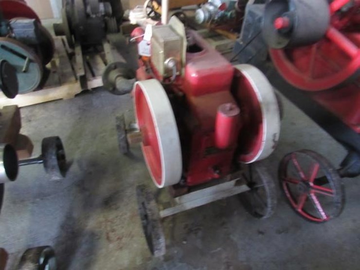 economy-1.5hp-hit-&-miss-engine-w/-cart-image-7