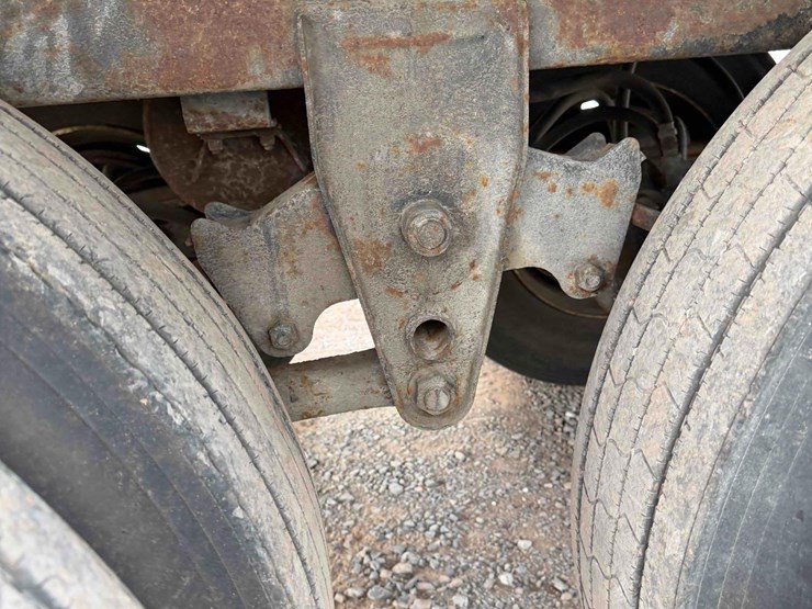 1997-dorsey-walking-floor-image-12