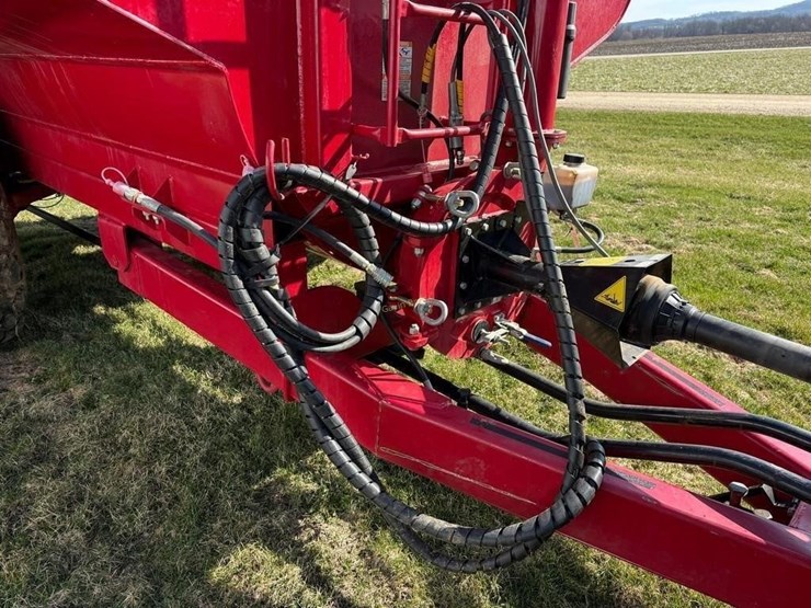 2023-valmetal-auto-trac-5600-gallon-manure-tanker-image-11