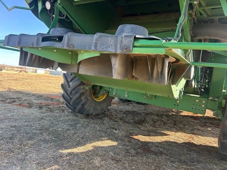 2013-john-deere-s680-image-3