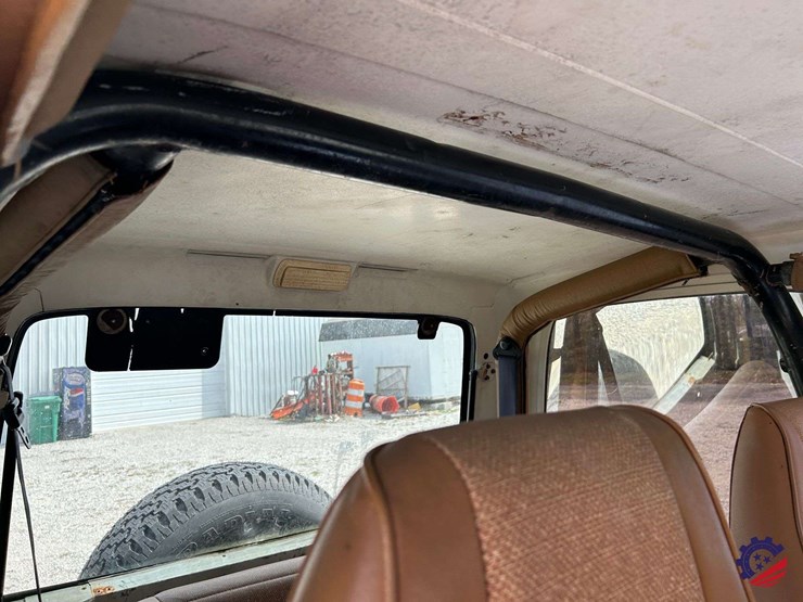 1994-jeep-wrangler-image-92