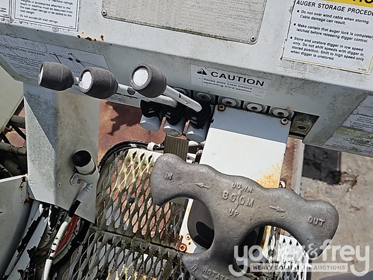 2005-international-durastar-4300-image-23