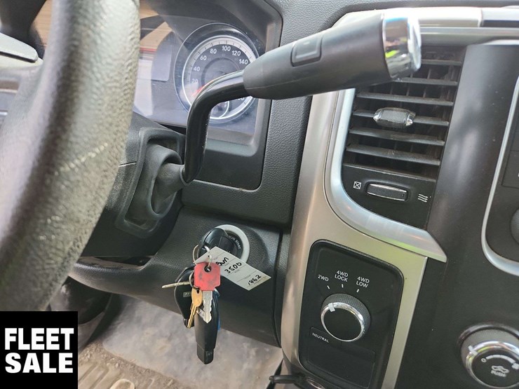 2015-ram-3500-slt-image-21